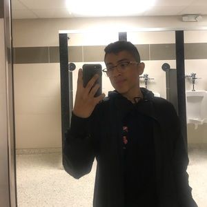 Meet your Posher, Gerardo